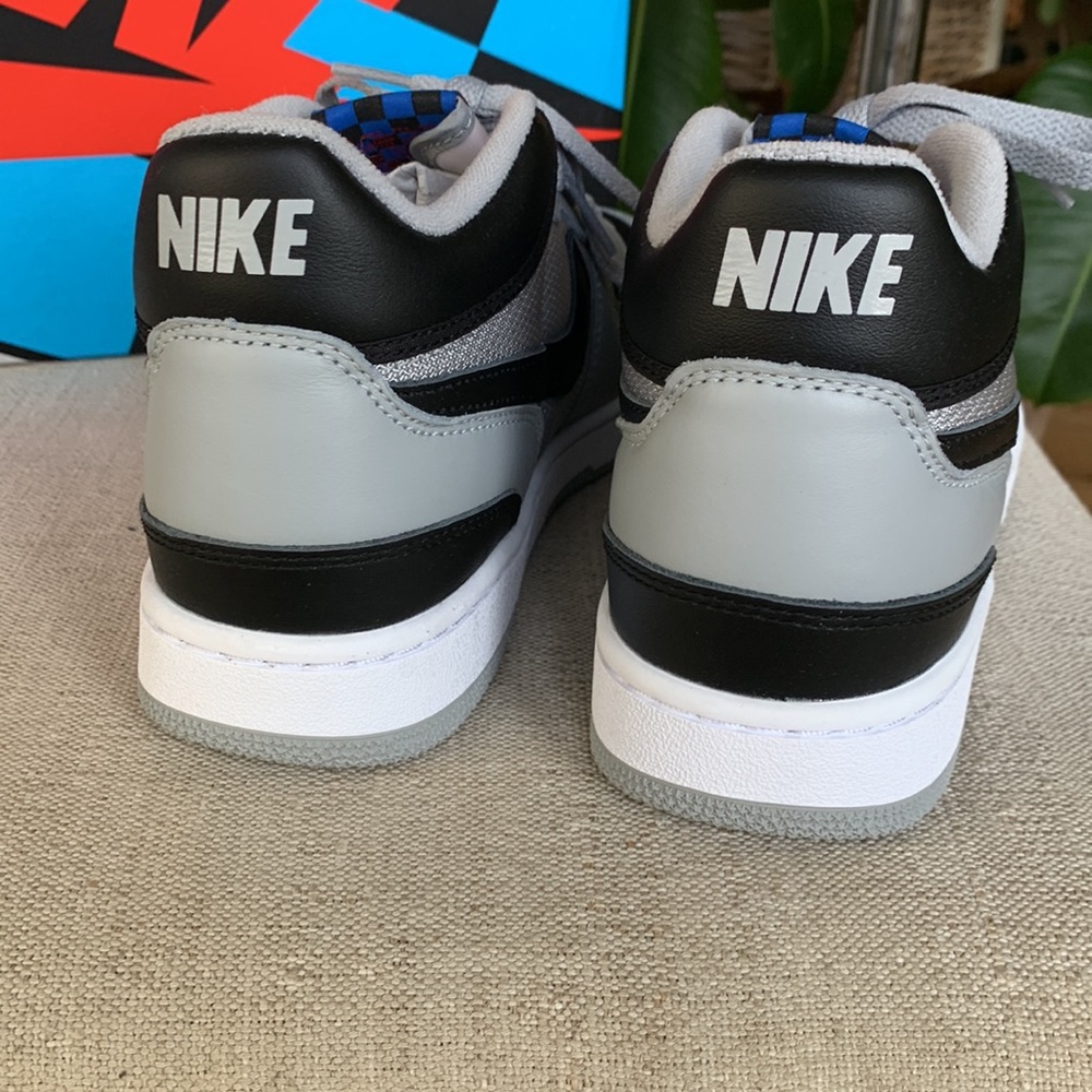 NIKE Mack Attack QS SP Light Smoke Grey - Picture 11 of 14